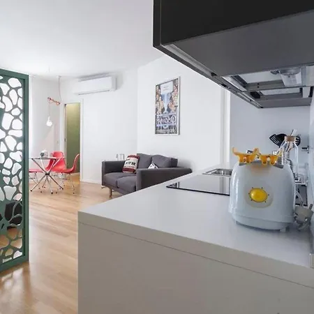 Navigli - Tornatore Apartman *